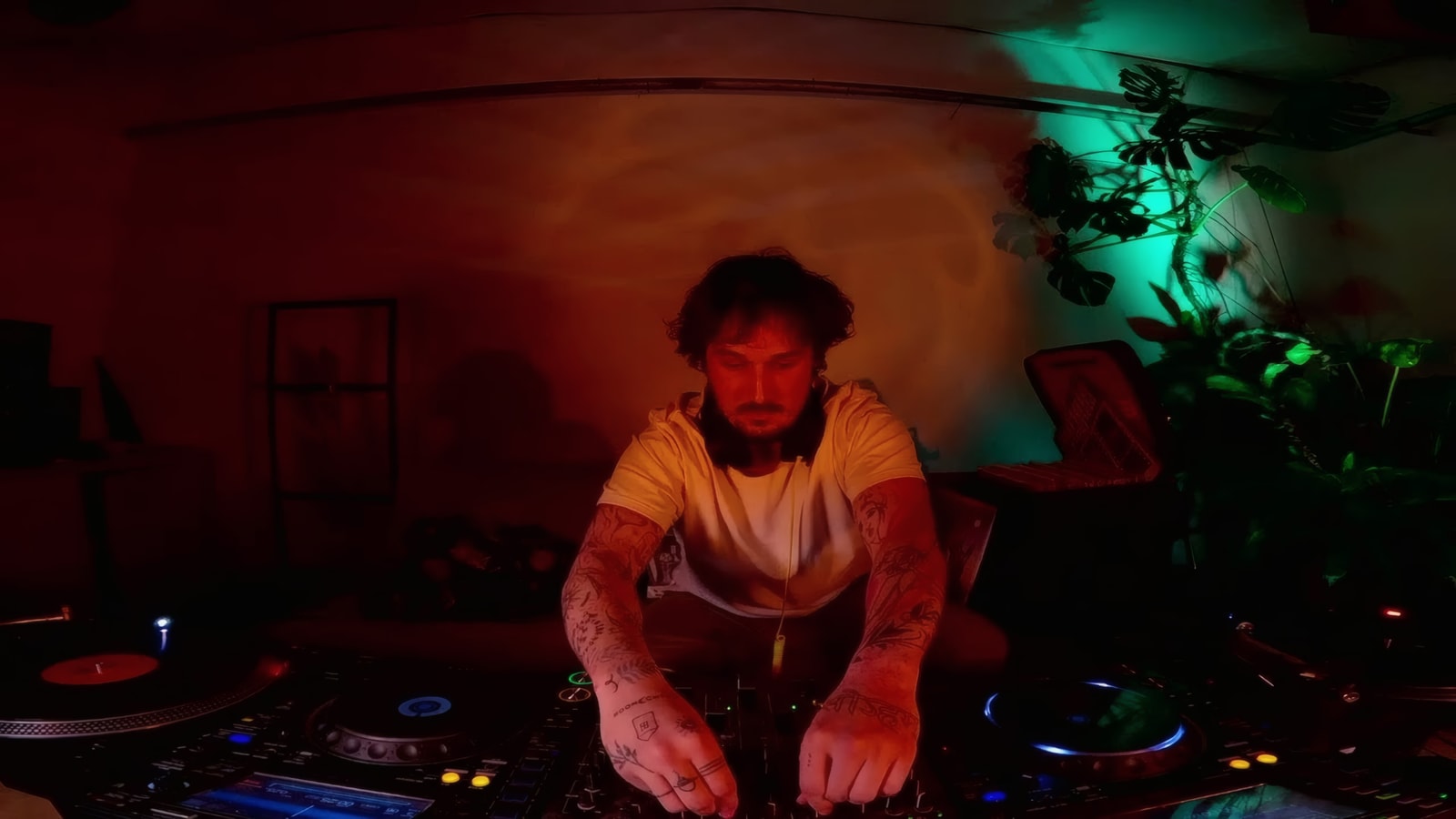 Open Call w/ Alan Wood