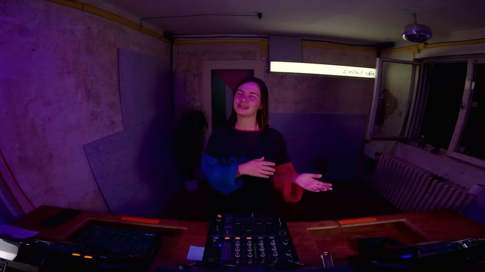 Compact Disco w/ Nako Ono