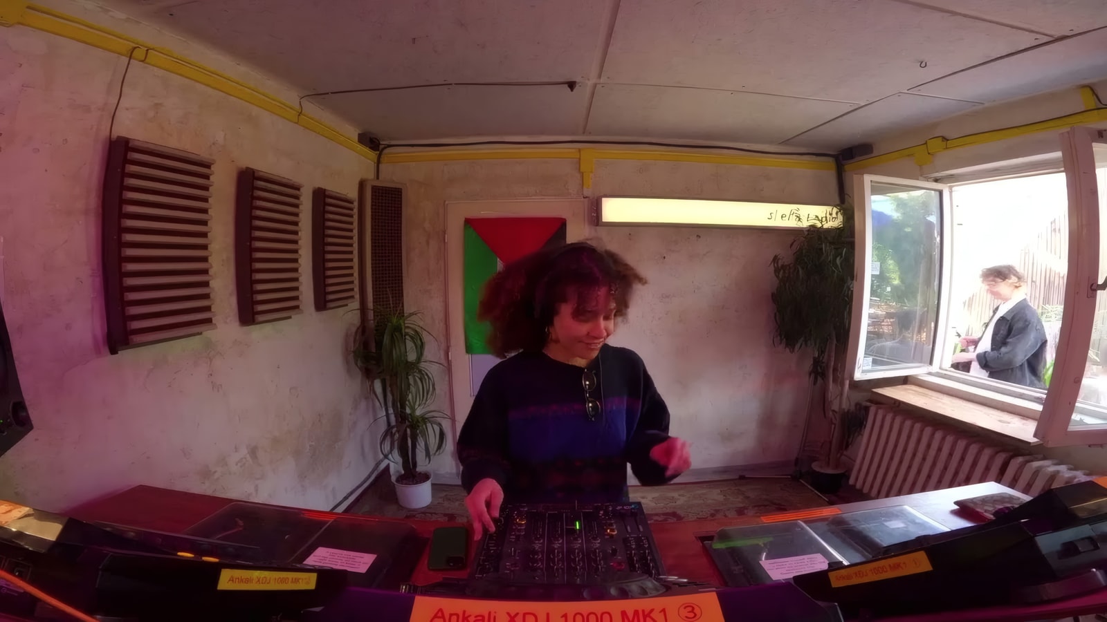 The 432Hz Morning Show w/ Mata Rubia