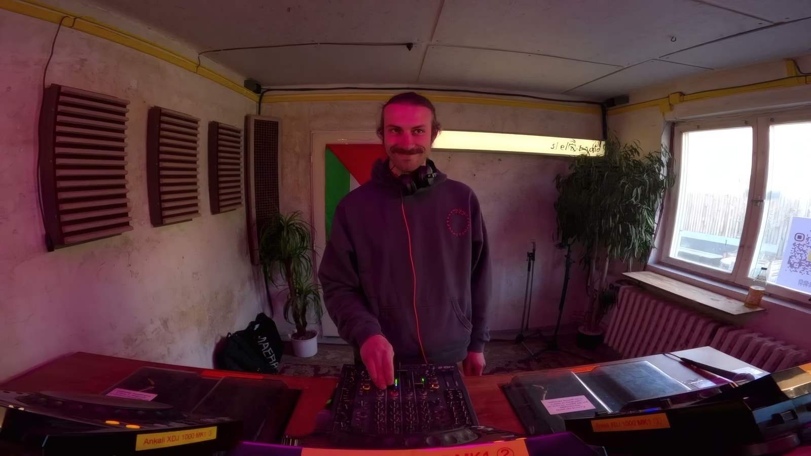 Radio Rakytnik w/ Schaumstoff