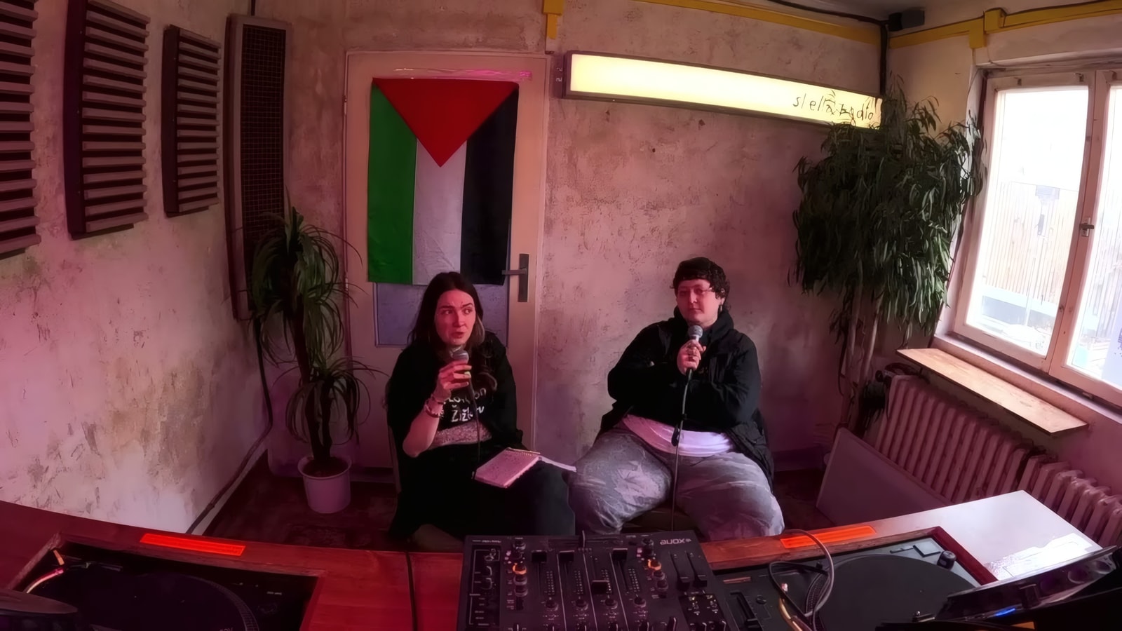 CUNT w/ Lili and Ksenia