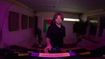 Amphibian Rec. w/ VANYA VELIN