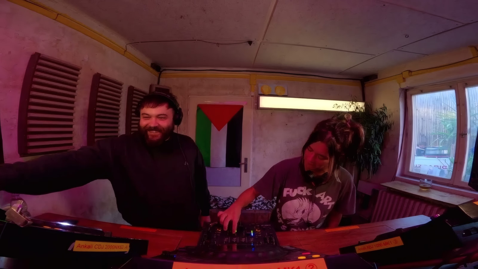 roztékám se w/ Amanita & patricccio