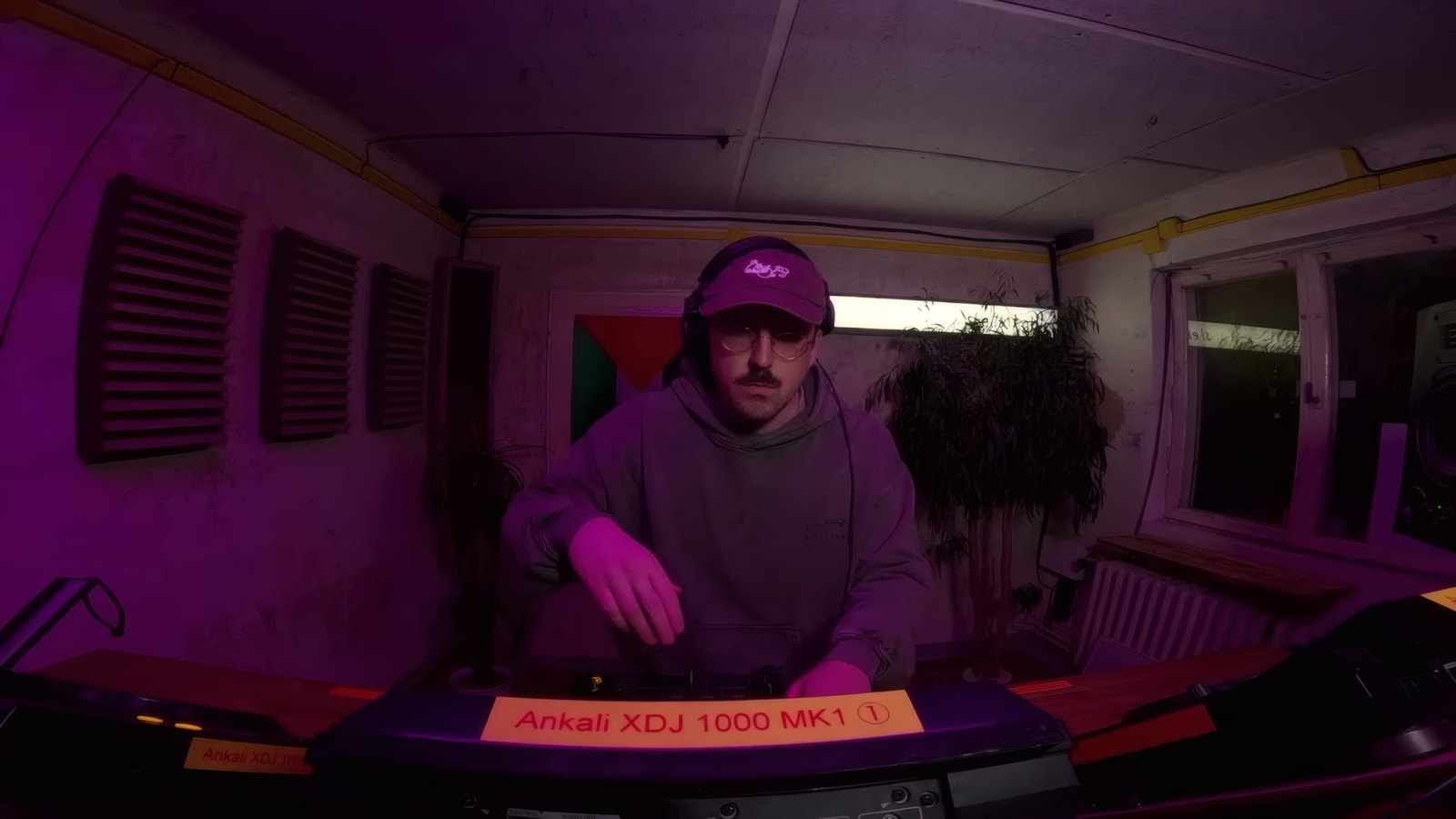 YOGA Kolektiv w/ Cosmodan