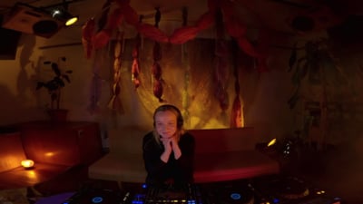 sentimental club :3 w/ Madeleine