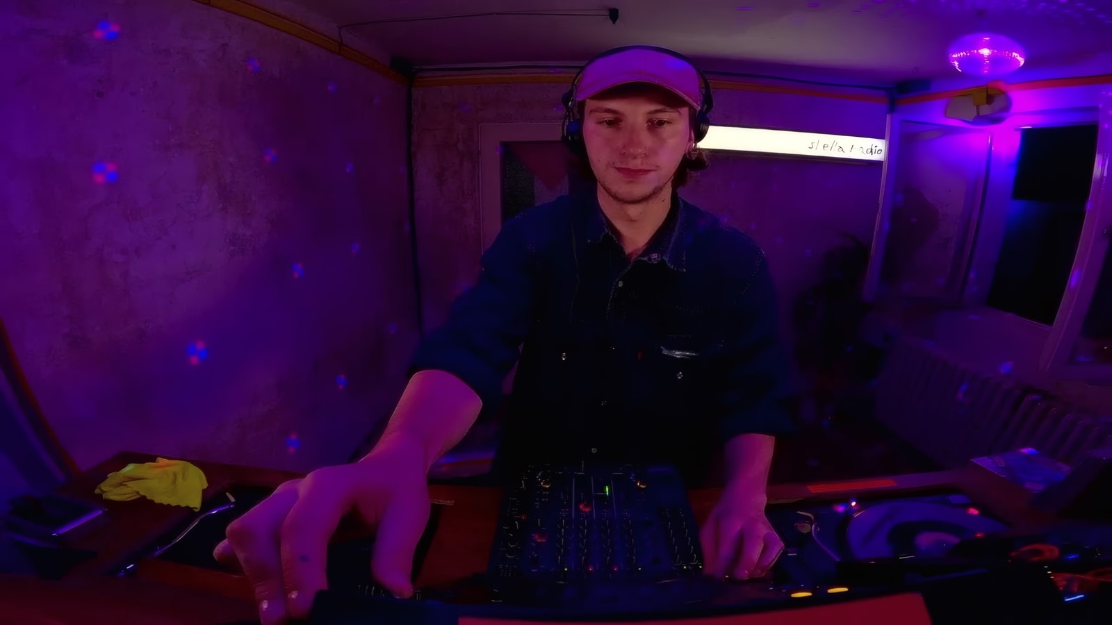 Radio Rakytník w/ Austin Powers