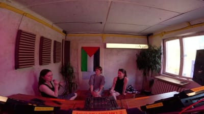 Infame Radio Takeover: A jak se máš ty?