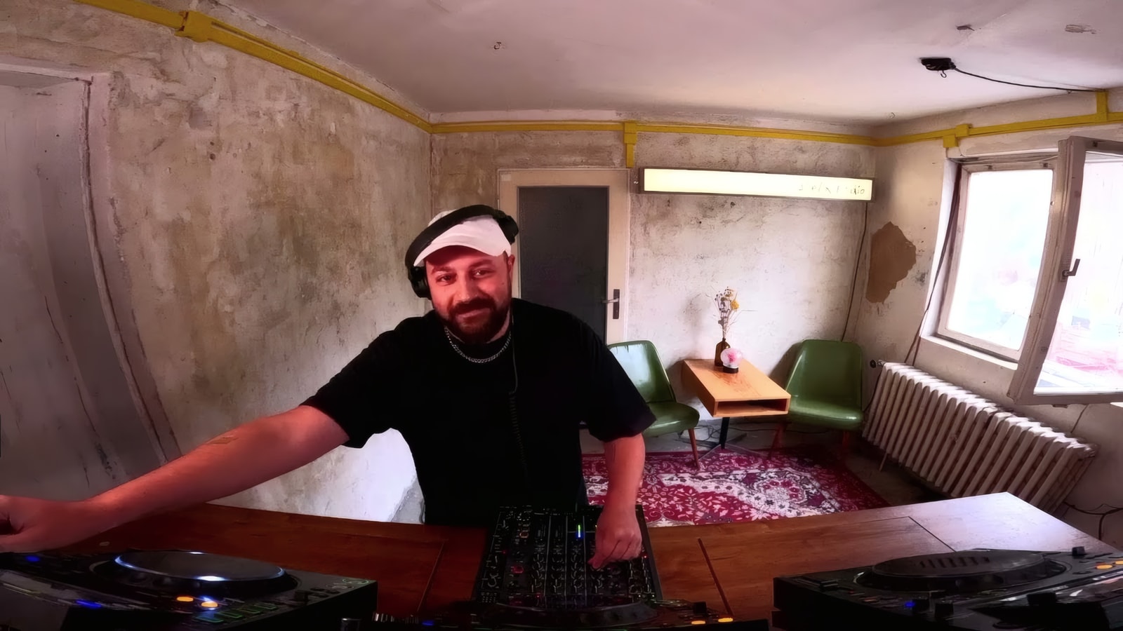 Shella Invites: ARNII